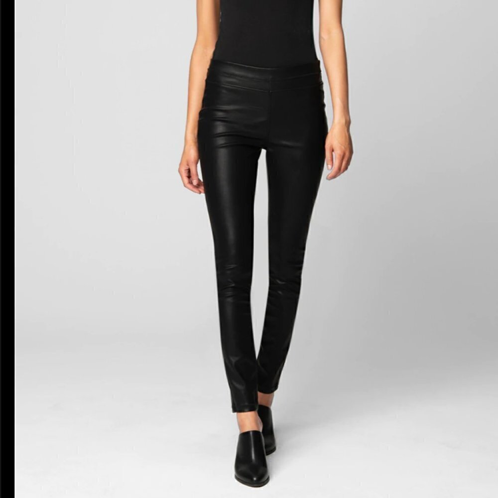 Blank NYC pull on black faux leather skinny leggings size 27
